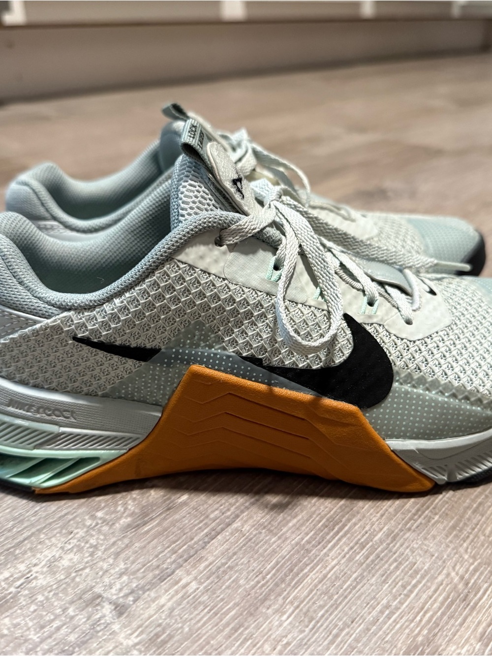 Nike Metcon 7 mint green/blue women’s 7/youth 5.5